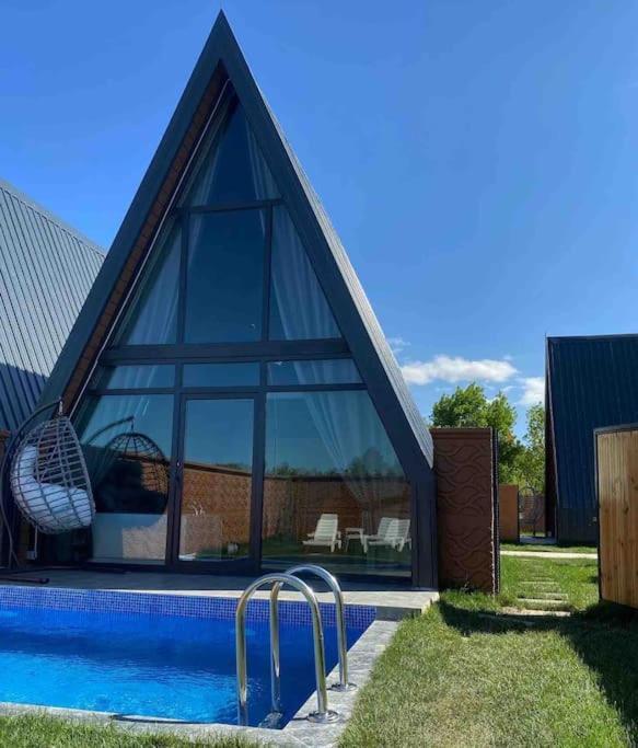 فندق Triangle Life Suit كارتيبي المظهر الخارجي الصورة